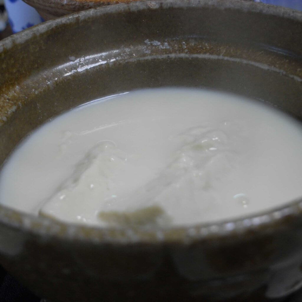 嬉野の温泉湯豆腐
